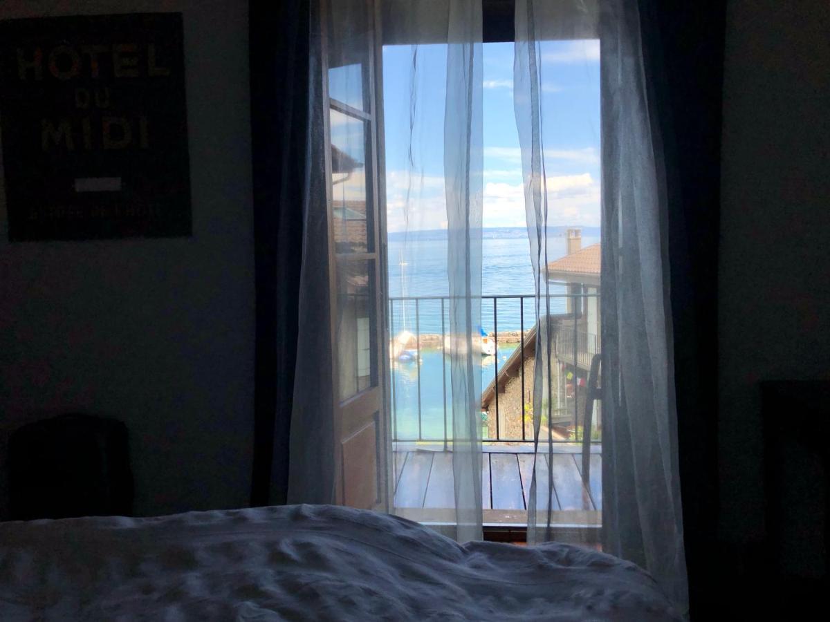 A Room With A View - Maisonnette Dans Bourg Medieval Au Bord Du Lac Leman Ивоар Екстериор снимка