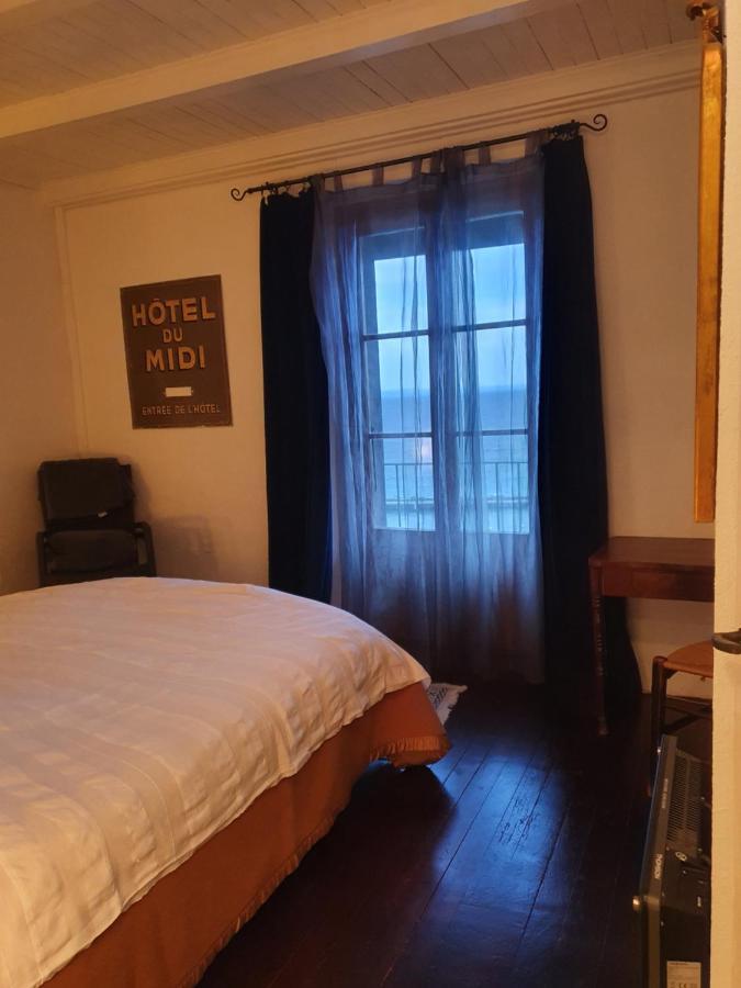A Room With A View - Maisonnette Dans Bourg Medieval Au Bord Du Lac Leman Ивоар Екстериор снимка